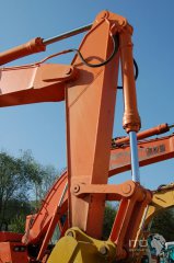Fiat-Hitachi / FH300