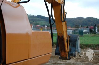 Hyundai / Robex210LC