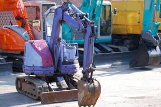 Komatsu / PC 28UU-2