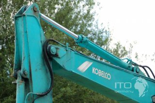 Kobelco / SK120