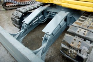 Komatsu / PC128UU-1