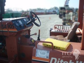Ditch Witch / 7610DD