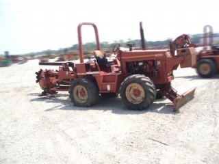 Ditch Witch / 8020JD