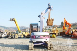Komatsu / PC75UU-2