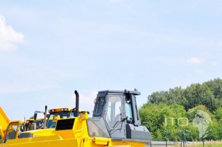 Komatsu / D61PX-12