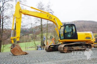 JCB / JS220 LC