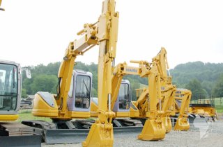 Komatsu / PC75UU
