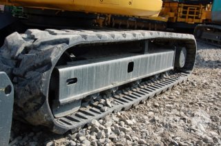Komatsu / PC75UU-3