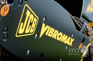 JCB / VM146D